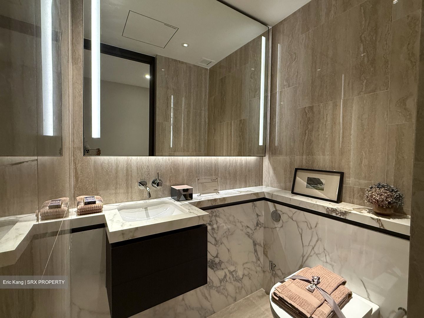 Newport Residences (D2), Apartment #543832421